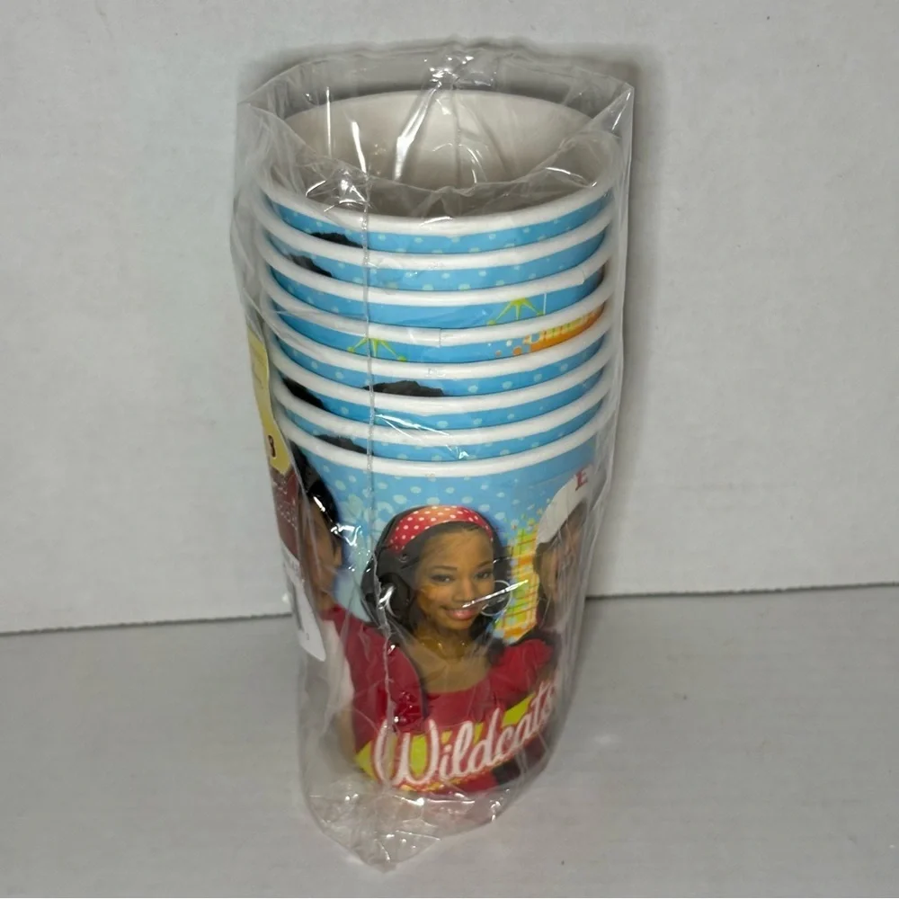 2006 Disney Hallmark High School Musical Birthday Party Cups 8 Ct